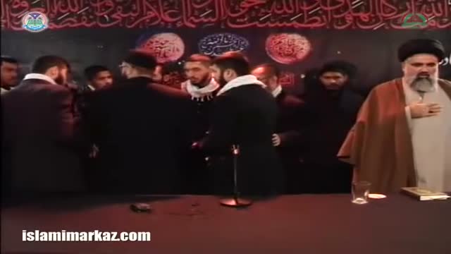 ہم سب کو عزاداری زینب سکھا رہی ہے شہدا کربلا کا چہلم منا رہی ہے.- Urdu 