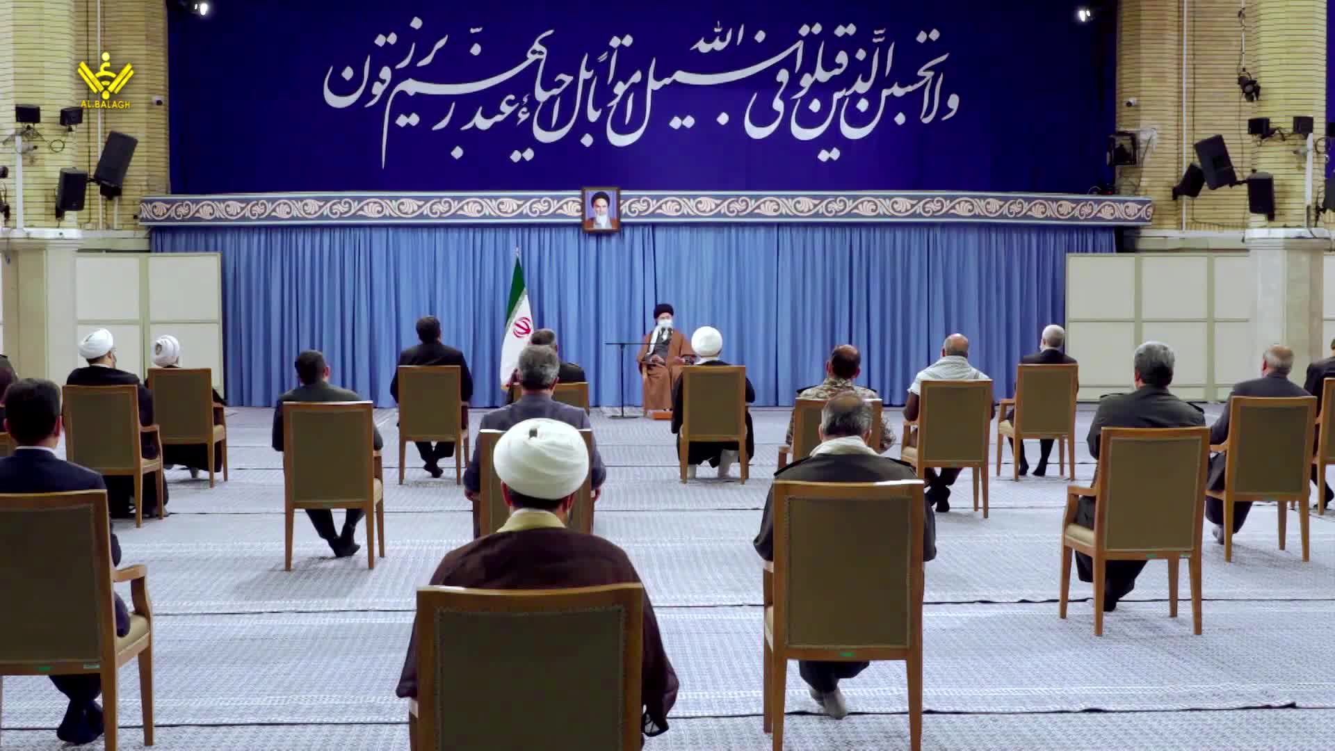 [Imam Khamenei] Shuhada Khanwada, Shuhada aur Hum | شھدا و خانوادہ شھدا اور ہم | Urdu
